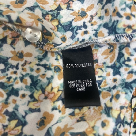 I.N. Studio Floral Button Up Cinch & Tie Sleeves 2X - Picture 6 of 7